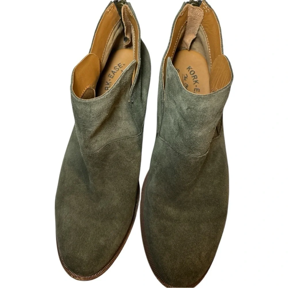 Kork- Ease women’s green suede Ryder Chelsea Boot size 7M
